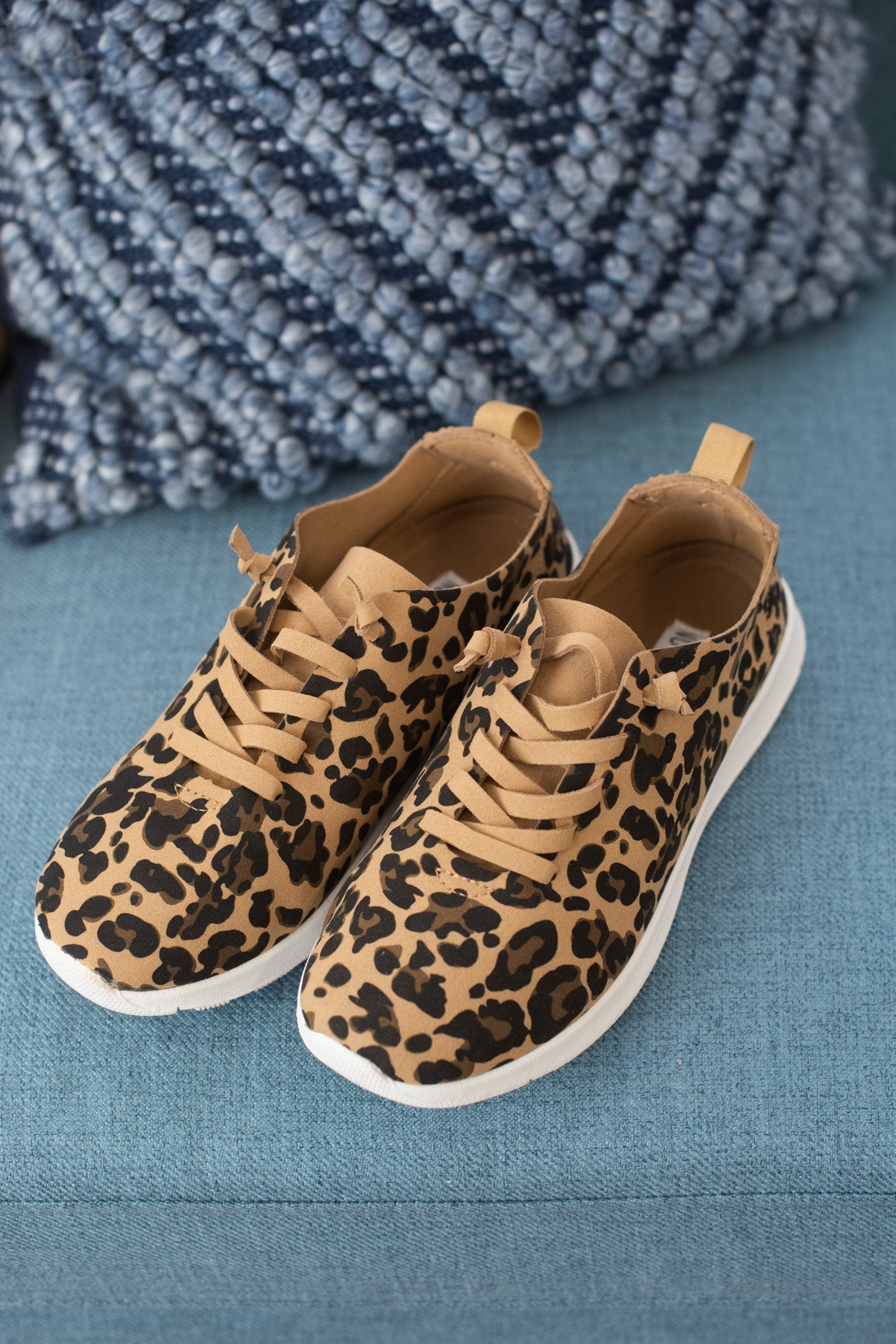 Leopard athletic shoes shop