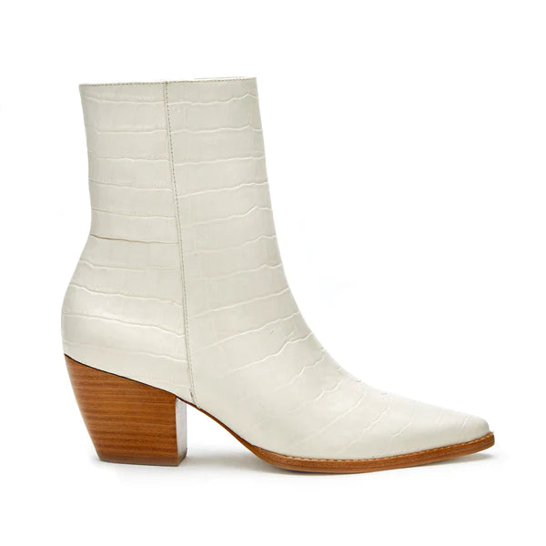 Matisse Caty Bone Boots